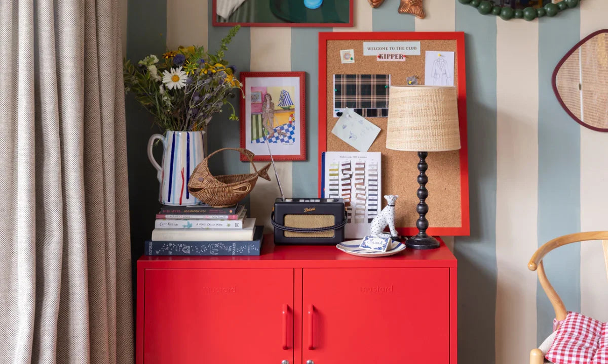 The Lowdown in Poppy Locker