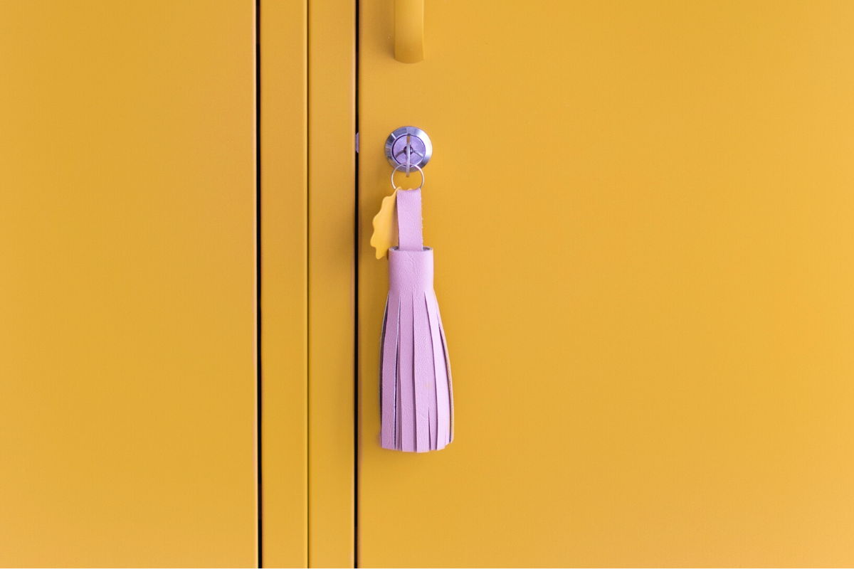 make your own - leather tassel keyring