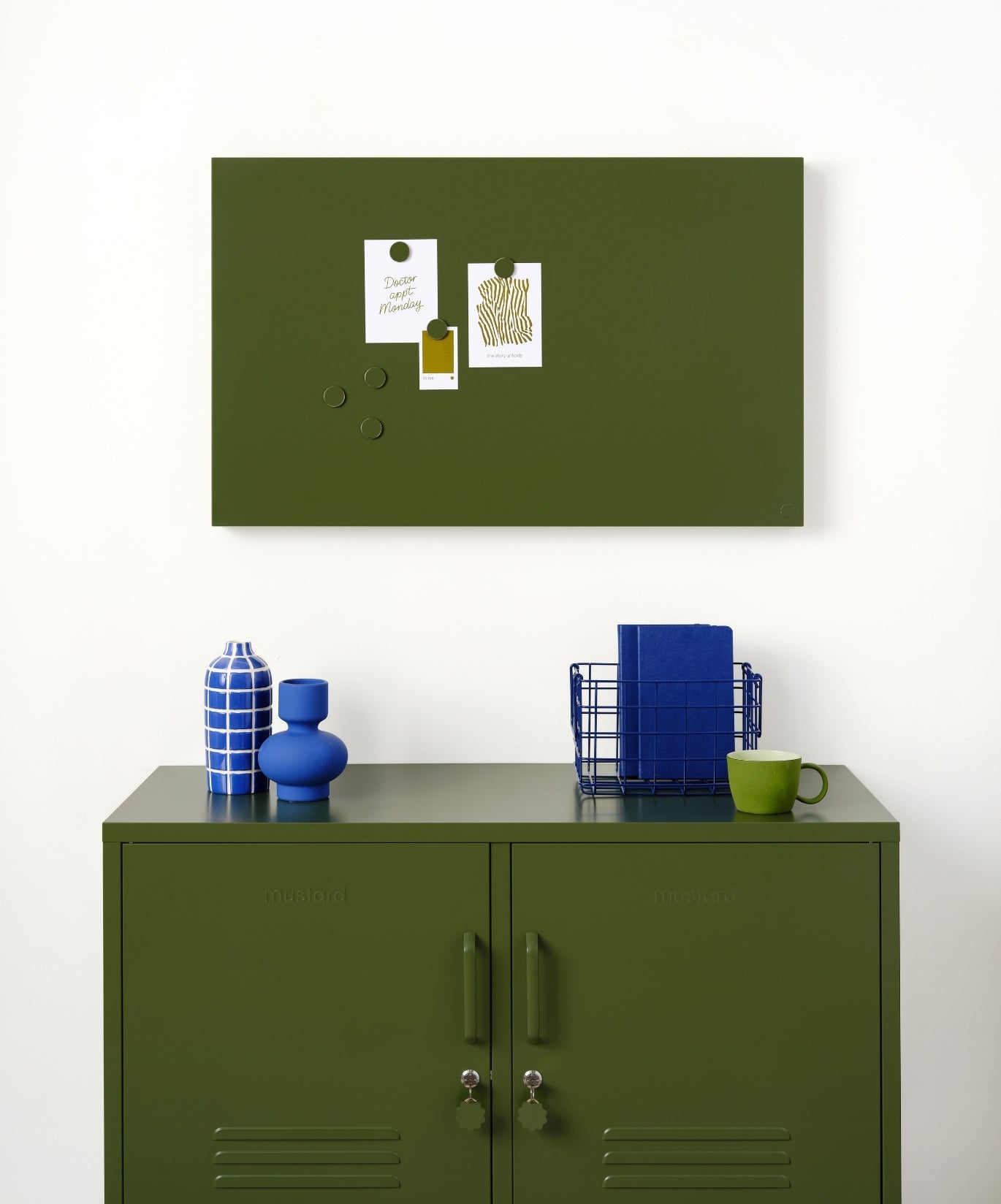 The Buttons in Olive