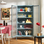 The Collector in Ocean