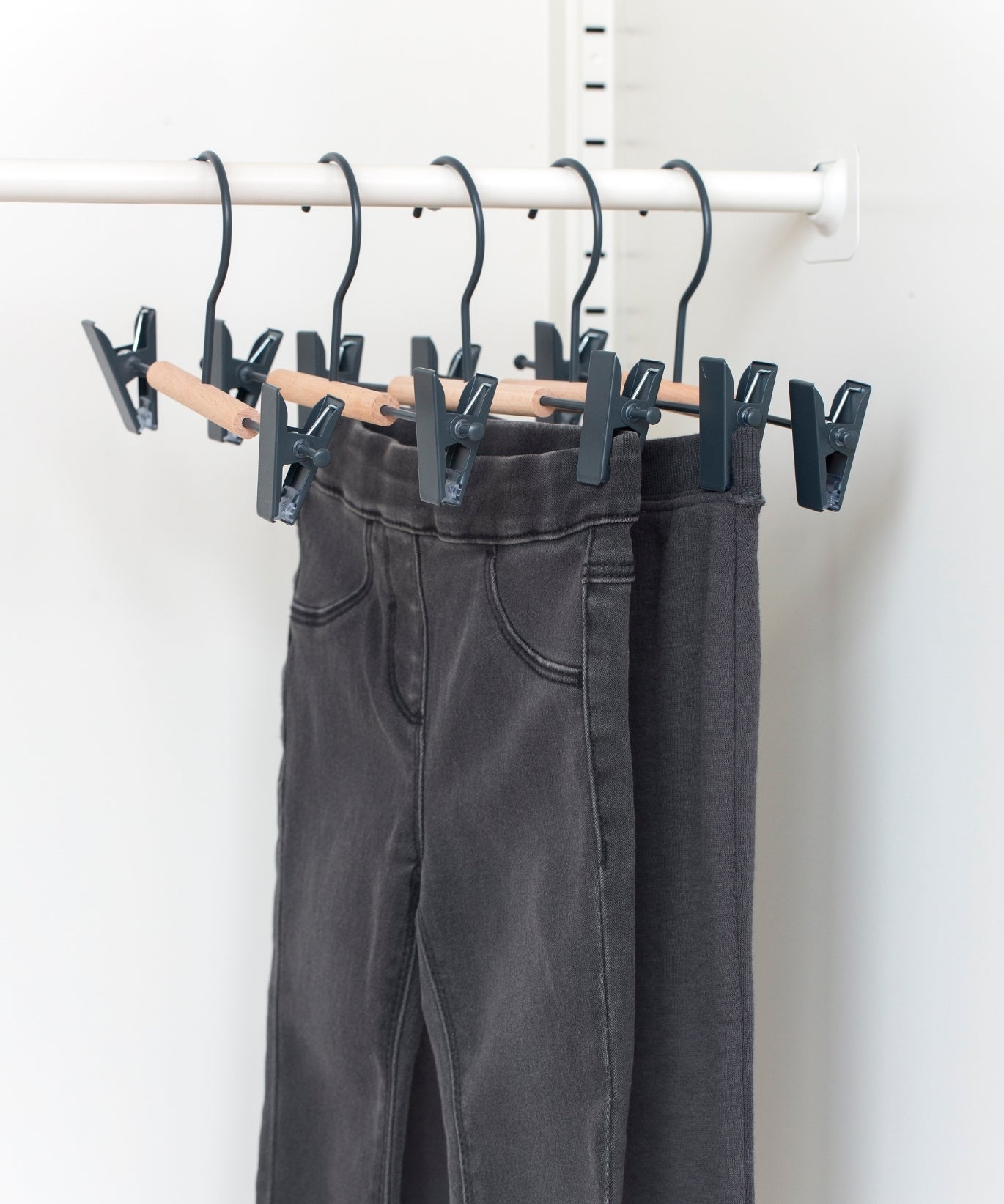 Kids Clip Hangers in Slate