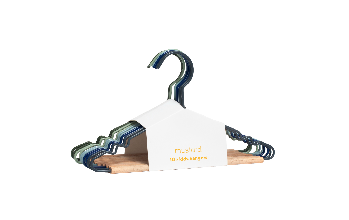 Kids Top Hangers in Winter