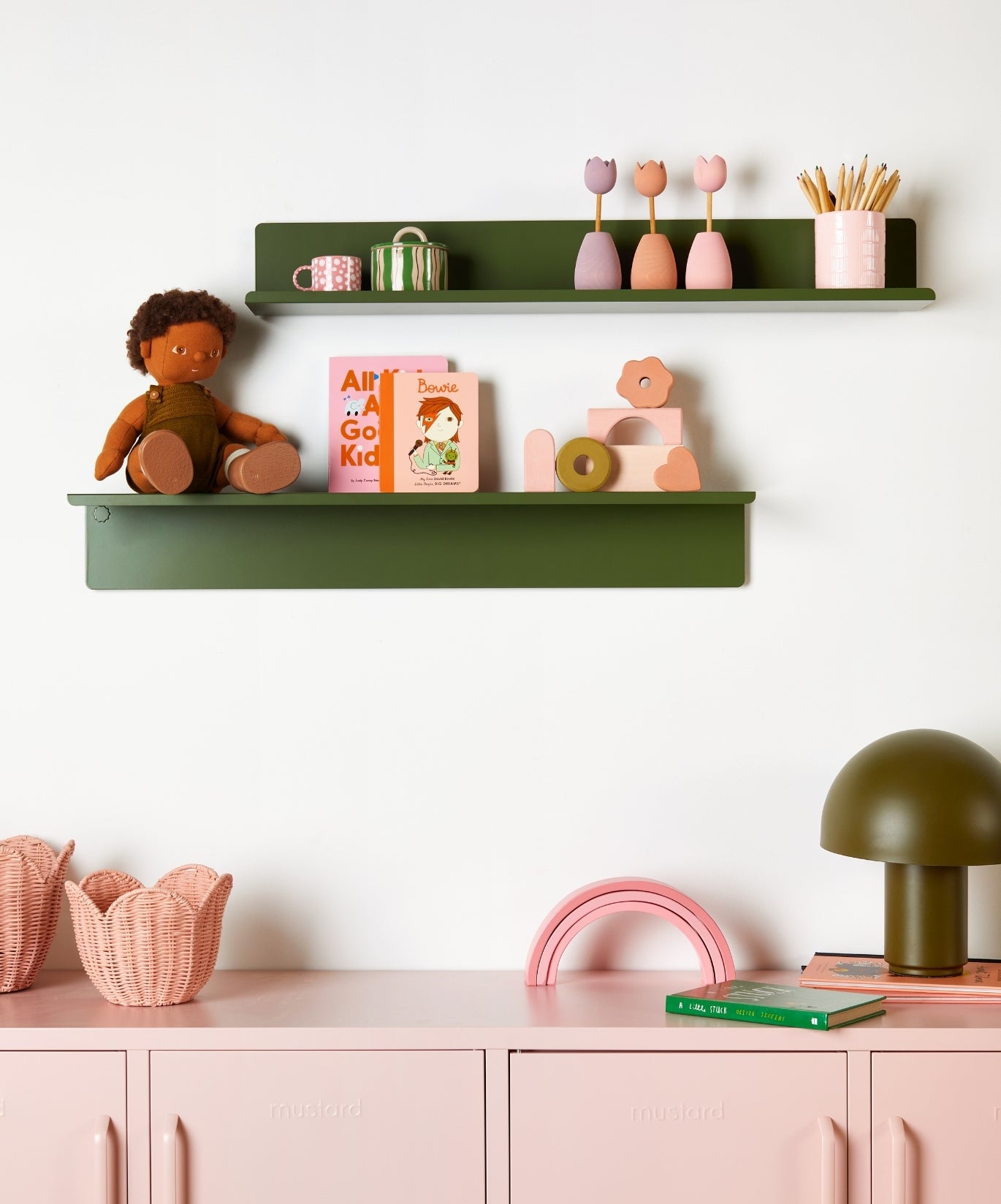 The Ledge in Olive - Large