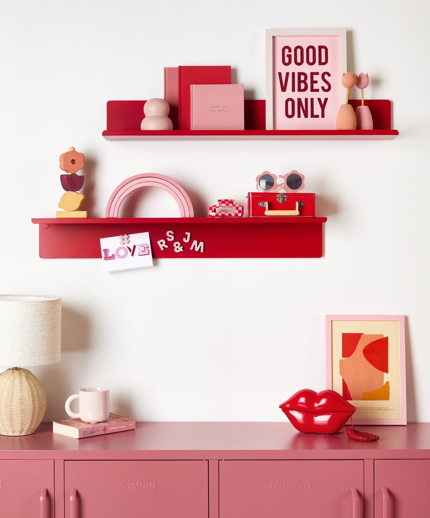 The Ledge in Poppy - Large