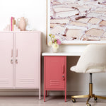 The Shorty in Berry to the Left