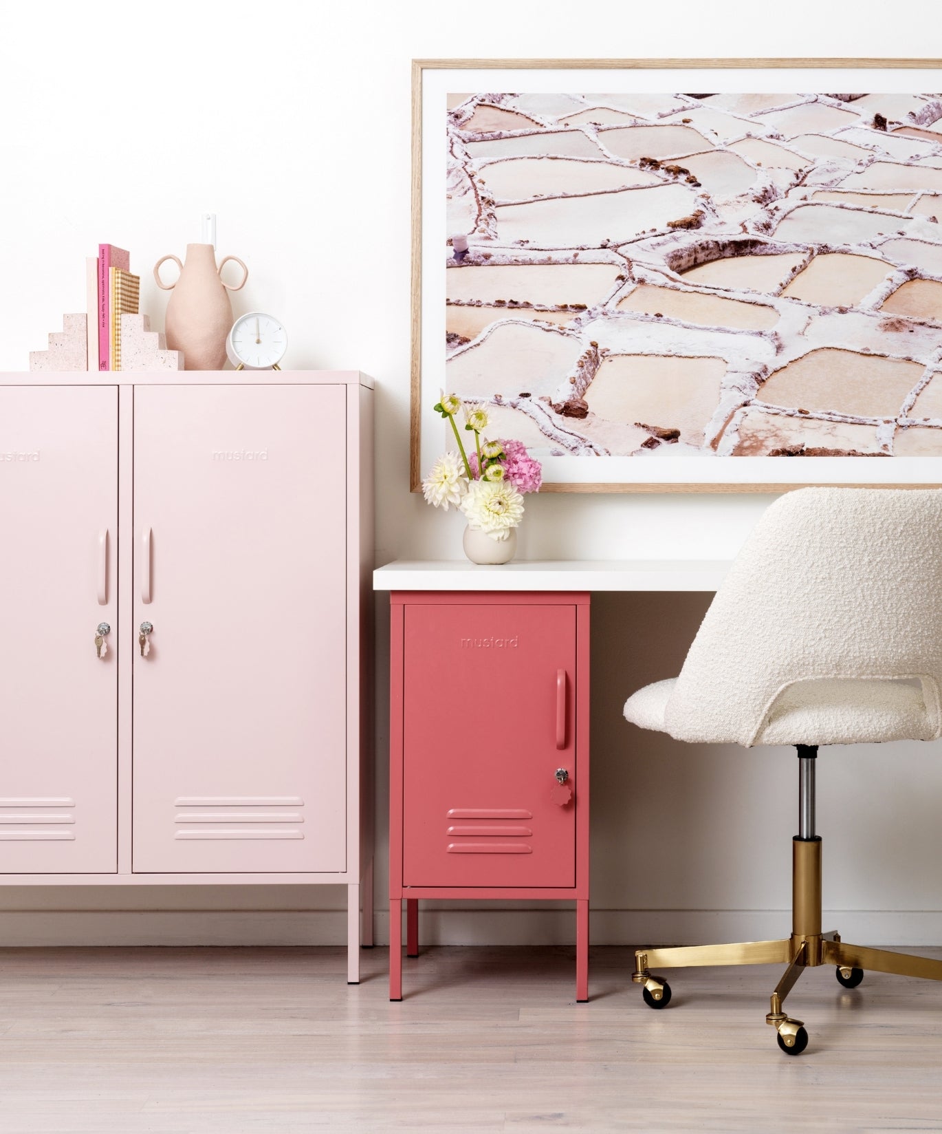 The Shorty in Berry to the Left