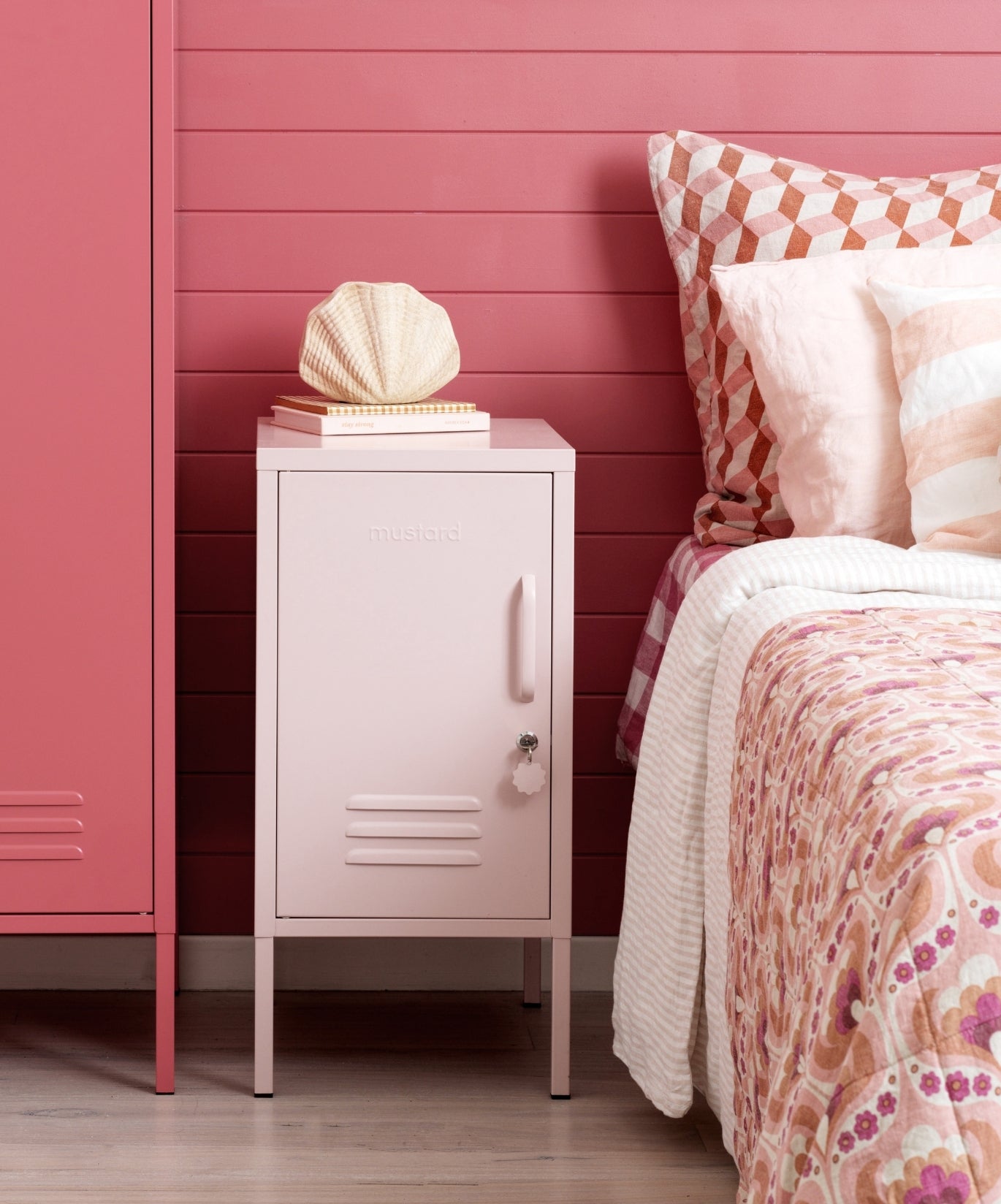 The Shorty in Blush to the Left