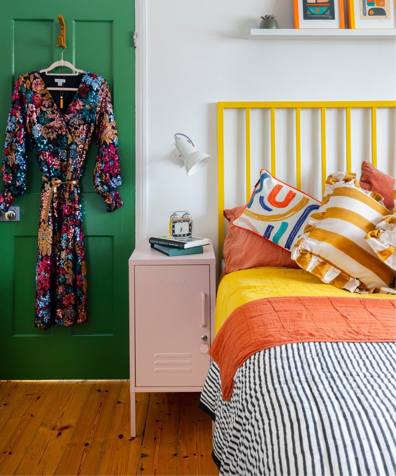 The Shorty in Blush to the Left