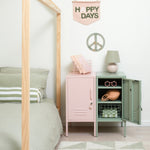 The Shorty in Blush to the Left