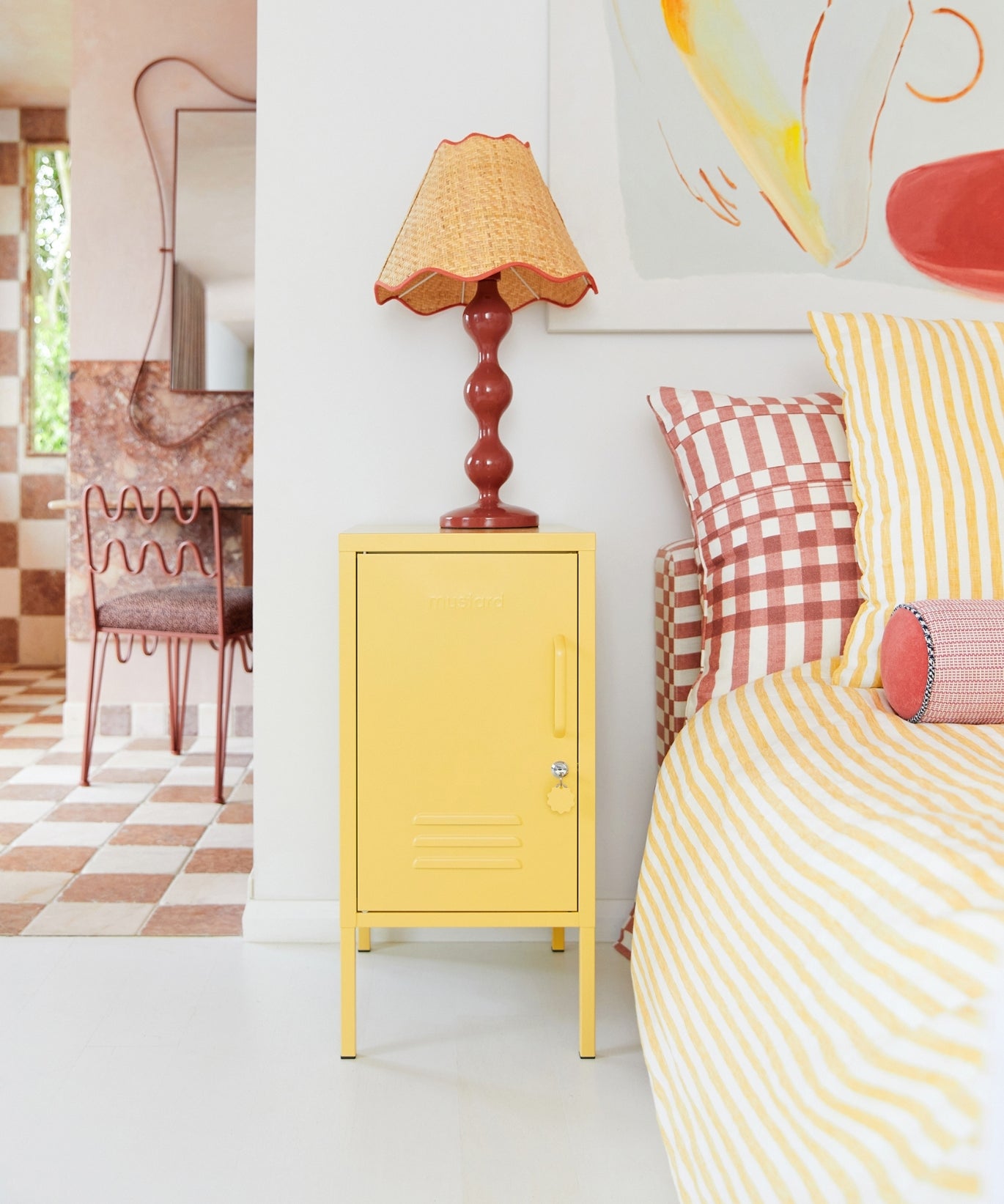 The Shorty in Butter to the Left