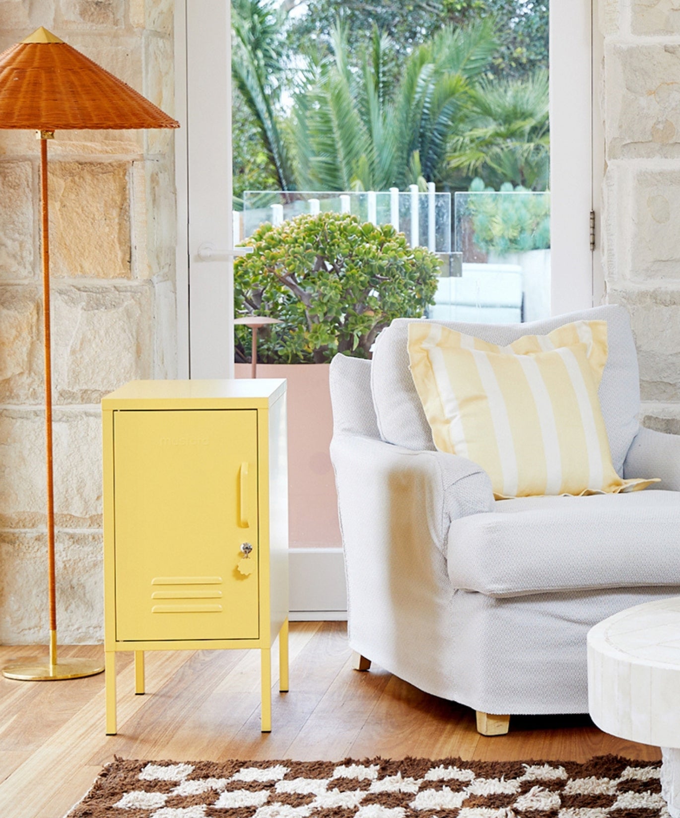 The Shorty in Butter to the Left