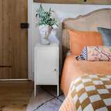 The Shorty in Chalk to the Left