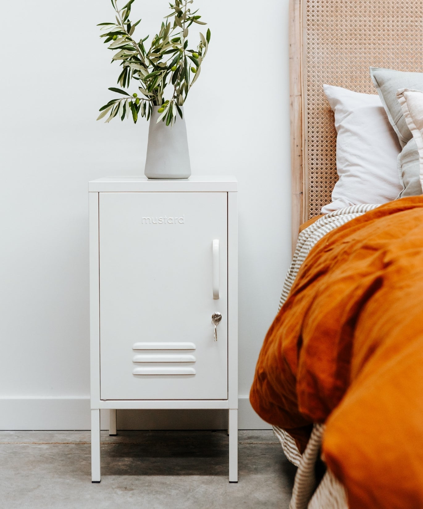 The Shorty in Chalk to the Left