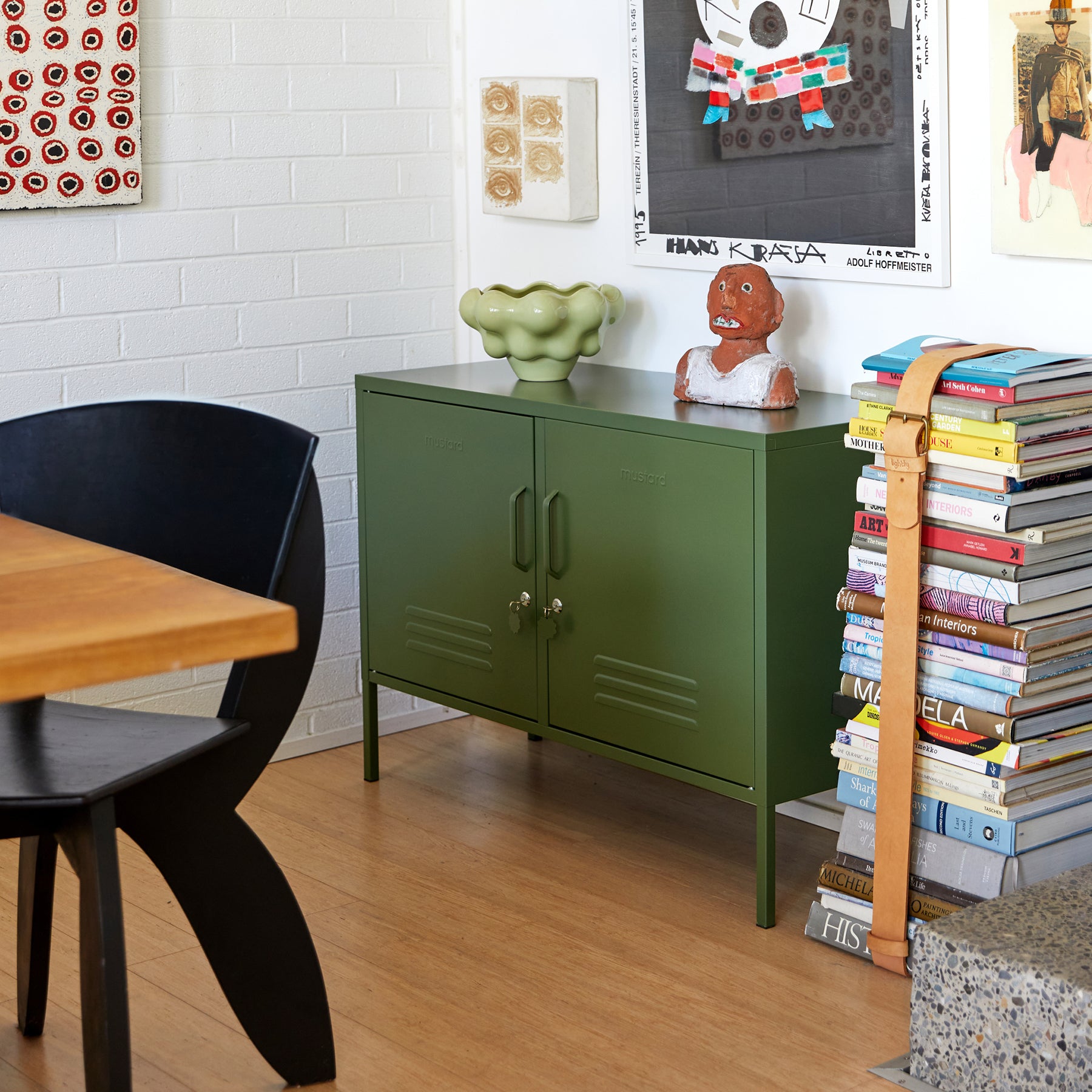 旧オリーブ　ココット The Shorty in Olive • Bedside Locker • Olive Green Bedside Locker